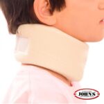 Johns Εφηβικό Μαλακό Αυχενικό Κολάρο One Size (15090), 1Τεμάχιο - Image 2