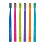 Curaprox CS 5460 Ortho Ultra Soft Οδοντόβουρτσα για Σιδεράκια με Glitter, 1τεμ. - Image 2